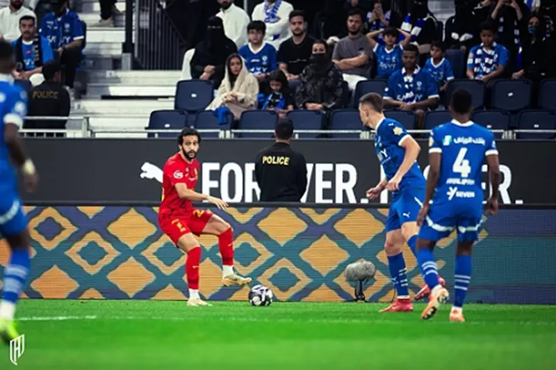 الهلال يتأهل إلى دوري أبطال آسيا بفوز ثنائي على القادسية (فيديو)