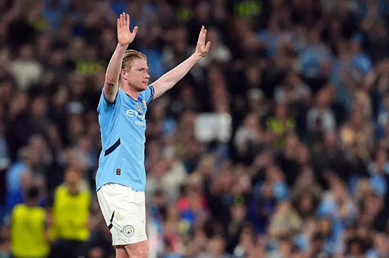 دي بروين: مانشستر سيتي هو موطني.. وفخور بتقديم إسهاماتي للنادي