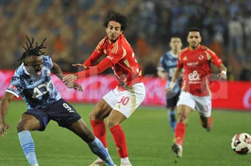 رابطة الأندية تكشف تفاصيل حفل تسليم الدرع وموقف مباراة بيراميدز: مصير الجولة الأخيرة للدوري