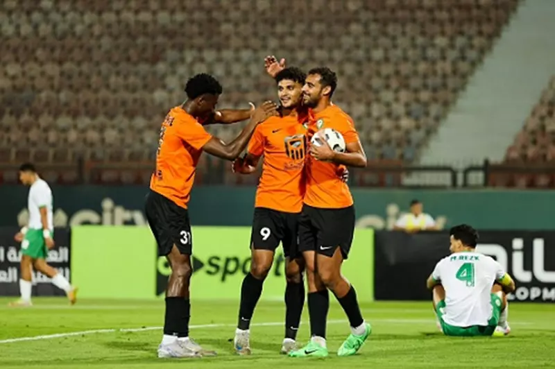محمود بسيوني يقود مباراة البنك الأهلي والمصري في الدوري: صراع الكونفدرالية يتجدد