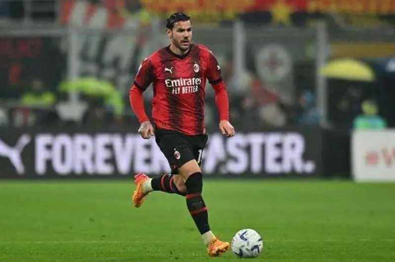 أتلتيكو مدريد يتراجع عن صفقة ثيو هيرنانديز: تقارير حصرية